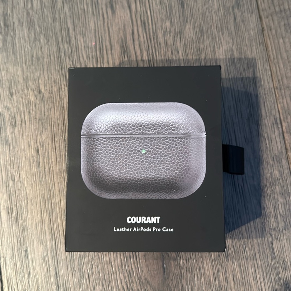 Courant Leather AirPods Pro Case